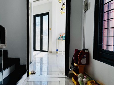 Bán nhà khu vip tân sơn nhì căn góc 2 mặt hẻm 6m 4 tầng 54m  nở hậu không lg chỉ 8.x 3