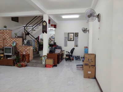 Bán nhà mặt phố đường số 27, hiệp bình chánh, thủ đức, tp hcm. dt 100m2, 3 tầng. giá 11.6 tỷ, shr - 2