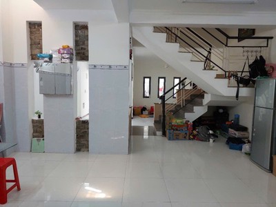 Bán nhà mặt phố đường số 27, hiệp bình chánh, thủ đức, tp hcm. dt 100m2, 3 tầng. giá 11.6 tỷ, shr - 1