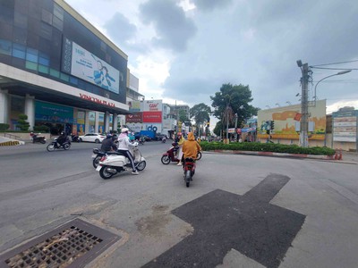 Bán mặt tiền võ văn ngân linh chiểu thủ đức, 240m , 4 tầng, giá 36.5 tỷ giảm gần 30 2
