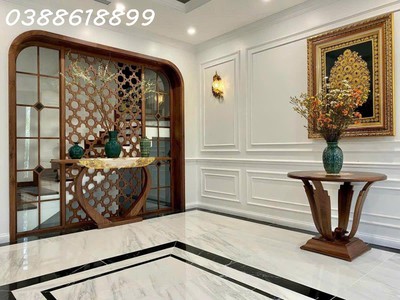 Bán bt mặt đường đôi  vip ciputra 180mx4,5t , mt 9m- thang máy - đẹp nhất khu - hiếm nhà bán 1