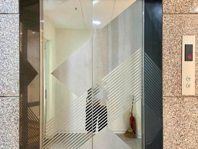 Bán tòa nhà vp mp lê trọng tấn - thanh xuân  182mx8t, mt 5,6m - lô góc 3 thoáng - dòng tiền 120tr/th 1