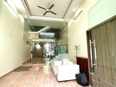Cho thuê nhà khu phân lô Văn Cao, DT: 70m2, 4 p.ngủ full đồ. 1