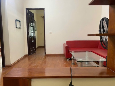 Chính chủ cho thuê nhà liền kề 3 tầng tại ngõ 447 ngọc lâm , long biên 3