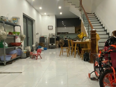 Nhà đep 4 tầng siêu vị trí giá tốt cho khách ở,tiện kinh doanh 1