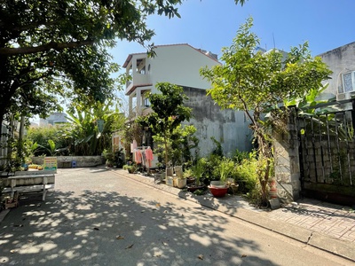 Chủ giảm gấp bán đất quận 9 - đường 102 tăng nhơn phú a - 54m2 giá nhỉnh 4 tỷ 2