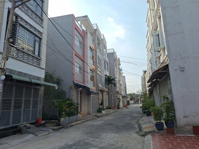 Bán đất nguyễn duy trinh  quận 9 - khu phân lô đồng bộ đường 8m có vỉa hè - chỉ 5.x tỷ 4