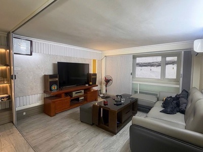 Lạc long quân 27m x6 tầng 7,9 tỷ dân xây,2 thoáng,gần phố,5p ra hồ tây 1