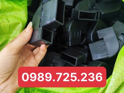 Móng ngựa chụp chân ghế giá rẻ 1