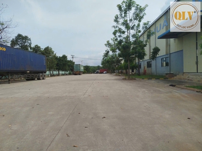 Cho thuê nhà xưởng UYÊN HƯNG, TÂN UYÊN, BD 65.600m 3