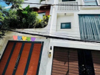 Chính chủ bán nhà 3 tầng ở đường dương quảng hàm, đường ô tô thông, nhà mới đẹp, phù hợp vừa ở vừa 2