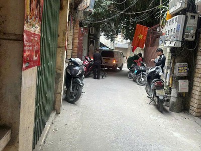 Bán 100 m2 đất hồ tùng mậu  - mt 6m- mặt ngõ ô tô - kinh doanh 1