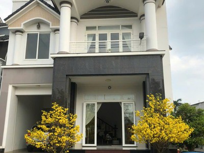 Bán nhà riêng chính chủ thành phố tây ninh diện tích nhà đất 338m2- diện tích nhà 171.2m2 0