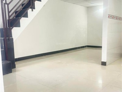 Căn nhà tập thể 74b quang trung, hẻm 2,4m   cách biển trần phú: 450m. giá: 2,150 tỷ 4