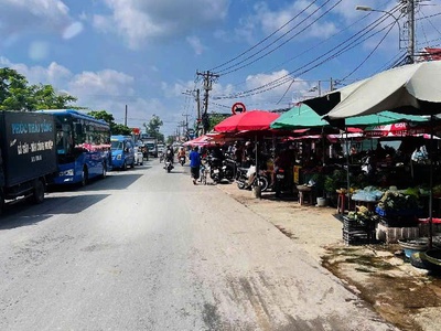 Bán đất lã xuân oai 63m2 . nhỉnh 3 tỷ   hxh . gần metro . q.9 thủ đức 0
