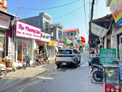 Bán đất thôn gia trung - quang minh, có nhà cấp 4 đang kinh doanh - sát kcn quang minh 2