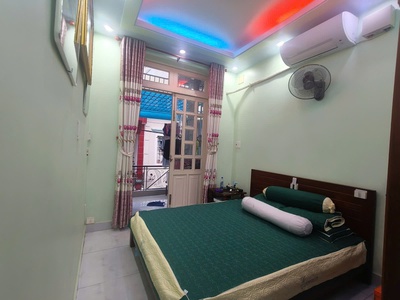 Giảm 150tr - bán nhà 3 tầng trung tâm quận 9 - gần đỗ xuân hợp - chưa tới 5 tỷ 1