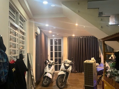 Bán nhà lã xuân oai quận 9 - hẻm xe hơi - có dòng tiền 10tr/tháng - giá 5 tỷ 2