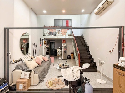 Bán nhà chính chủ - ung văn khiêm - gần các trường đại học - 3pn lớn - nhà đẹp ở ngay - siêu hiếm 1