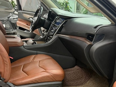 Bán CADILLAC ESCALADE 6.2 Platinum sản xuất 2016. 9