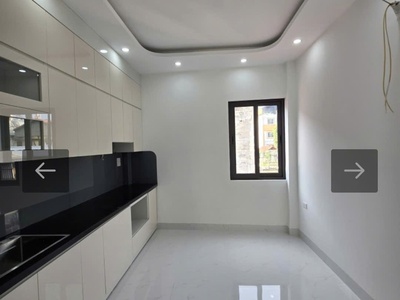  giáp nhất 41m    7 tầng thang máy   15m ra ô tô   dòng tiền 60tr/tháng   12.8 tỷ 3