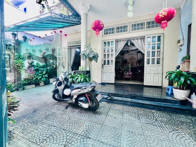 Bán nhà đường tam bình, hiệp bình chánh, thủ đức, dt 170m2, 3 tầng, 5pn, sh. giá - 10.4 tỷ . 0