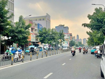 Tòa nhà quân 10 8 tầng mặt tiền kinh doanh lý thái tổ   5.65x20m  chào 48 tỷ 1