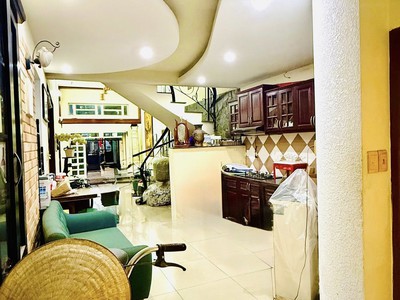 Nhà 2 mặt hxh tránh nhau khu biệt thự   72m  nở hậu   5 tầng 5pn giá 9.x 1