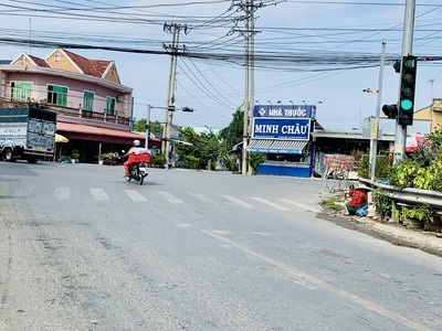 Bán đất thổ cư hơn 200m  xã an lục long, châu thành, long an sổ hồng riêng 1