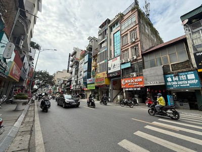 Mặt Phố Bạch Mai 120M2 7 Tầng Thang Máy 70 Tỷ Dòng Tiền 100tr/th 0