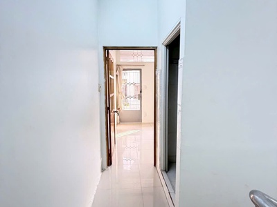 Bán nhà 38m2, tạ quang bửu, 3 tầng, 3pn, hxh 3