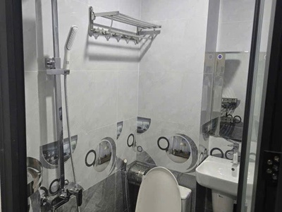 Bán tòa nhà căn hộ dv lương thế vinh - 96m2 - 5 tầng   giá đầu tư 200 tr/m 2