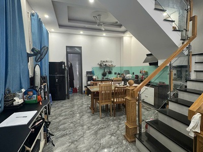 Chính chủ cần bán nhà đẹp   vào ở ngay   giá tốt- nhà 2 mặt tiền đường 28, p. long bình, hcm 1