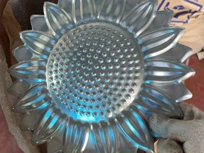 Nhà cung cấp các loại phụ kiện hoa lá sắt mỹ thuật uy tín 4