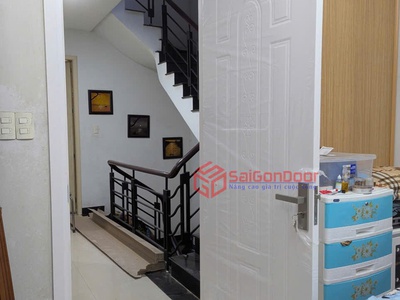 Cửa Nhựa Composite màu trắng nhẹ nhàng mà sang trọng 0