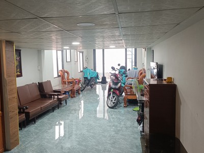 Nhà chính chủ bán q12 diện tích gần 100m2 hẻm oto sát nhà -nhà đẹp -2 tầng vô ở ngay gần đường 2