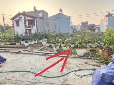 Chỉ 2,6 tỷ, tìm đâu ra lô đất 40m ở tổ 10, quang minh full thổ cư, đường rộng, oto đỗ đẹp thế này 0