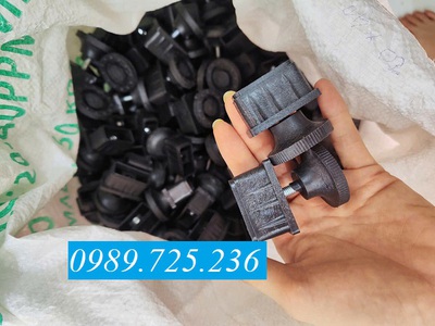 Xưởng sản xuất Bộ chân tăng chỉnh 20x40 ốc M6  giá rẻ 1