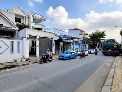 Mặt tiền kinh doanh đỉnh   giá rẻ như hẻm - mặt tiền đào tông nguyên, nhà bè 1