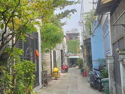 Nhà chính chủ-song hành trường chinh giáp gò vấp giáp nhà ga t3-dt:68m2   4m x 17m 4 pn, hẻm 3.5m, 2