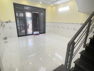 Bán nhà 1/đường xe hơi,tân xuân1-đường lê thị hà,x.hóc môn. ngang 5mx14m trệt lầu, 3pn, nhà cực 0