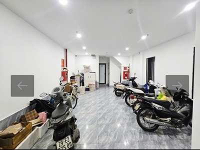  61m    7 tầng thang máy   16 phòng full đồ   2 thoáng   90tr/tháng   30m ra xã đàn   18.5 tỷ 0