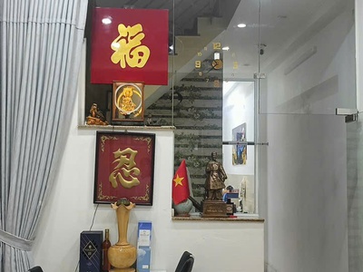 Mặt tiền xóm chiếu - quận 4 - 78m2 - 3 tầng - 18.5 tỷ 0