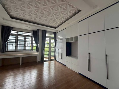 Bán nhà hẻm xe tải - đường rộng đủ 2 xe oto tránh nhau - hẻm 2552 huỳnh tấn phát, phú xuân, tt nhà 1