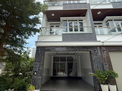 Bán nhà hẻm xe tải - đường rộng đủ 2 xe oto tránh nhau - hẻm 2552 huỳnh tấn phát, phú xuân, tt nhà 0