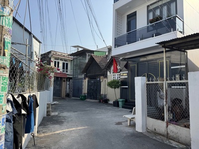 Bán đất sát song hành xa lộ hà nội   ga metro phước long a   74m2   giá 5.8 tỷ 0