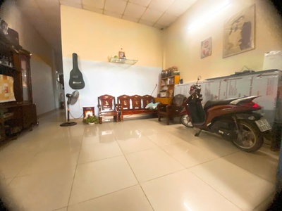 Bán nhà hẻm xe hơi đình phong phú   100m2   3pn 1