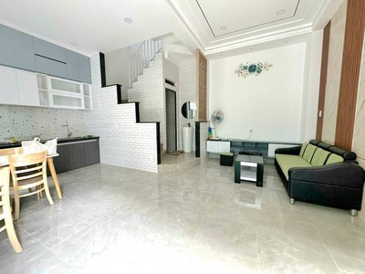 Bán nhà hxh gần emart phan huy ích 4 tầng ngang 6.3m nhà dòng tiền 144tr/năm chỉ 4 tỷ. 0