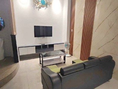 Bán nhà hxh gần emart phan huy ích 4 tầng ngang 6.3m nhà dòng tiền 144tr/năm chỉ 4 tỷ. 1