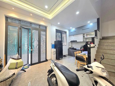 Bán nhà hxh gần emart phan huy ích 4 tầng ngang 6.3m nhà dòng tiền 144tr/năm chỉ 4 tỷ. 3